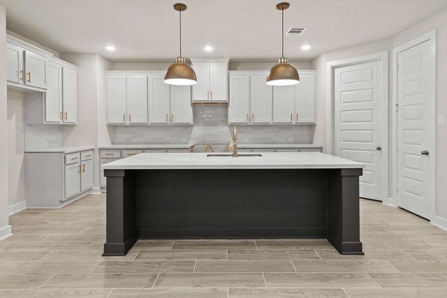 212 Yellow Rosewood Lane, New Caney, TX 77357