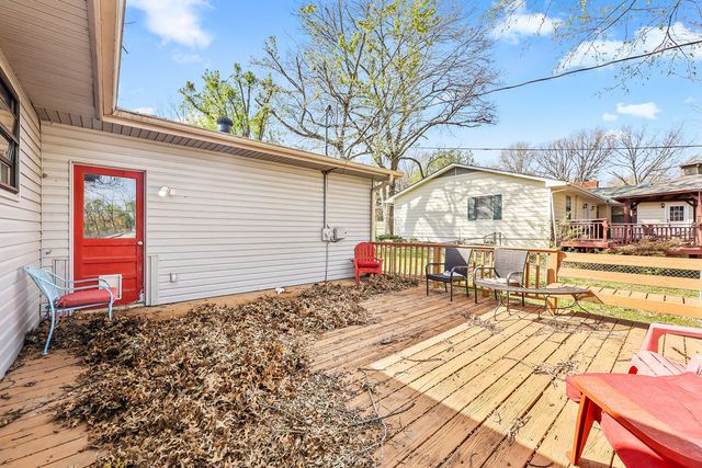 2224 Mockingbird Lane, Fayetteville, AR 72703