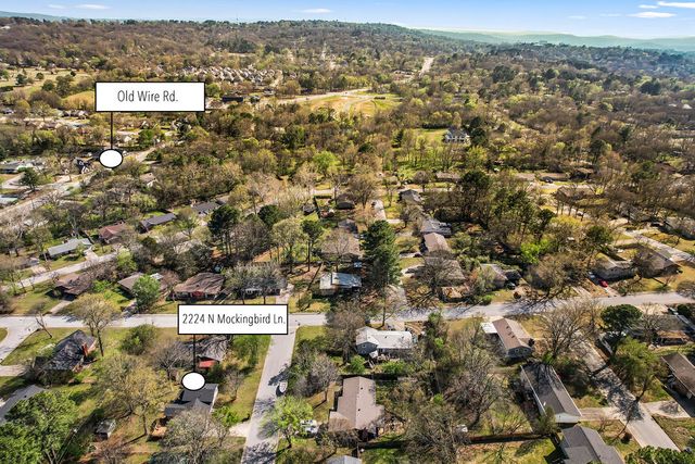 2224 Mockingbird Lane, Fayetteville, AR 72703