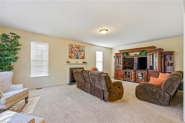 3352 Oyster Creek DR, Suffolk, VA 23435