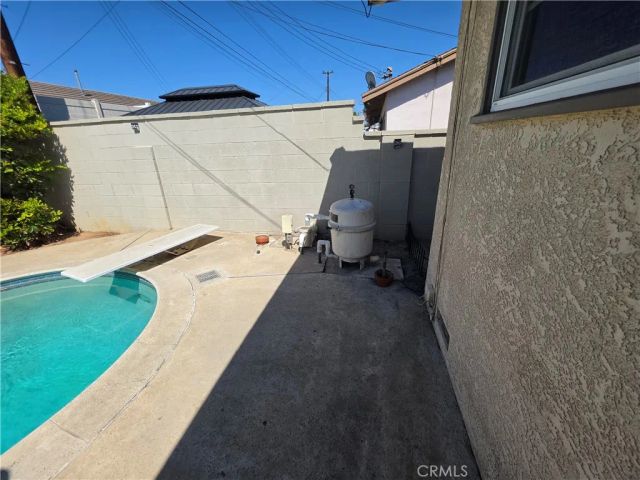 2541 W Lambert, La Habra, CA 90631