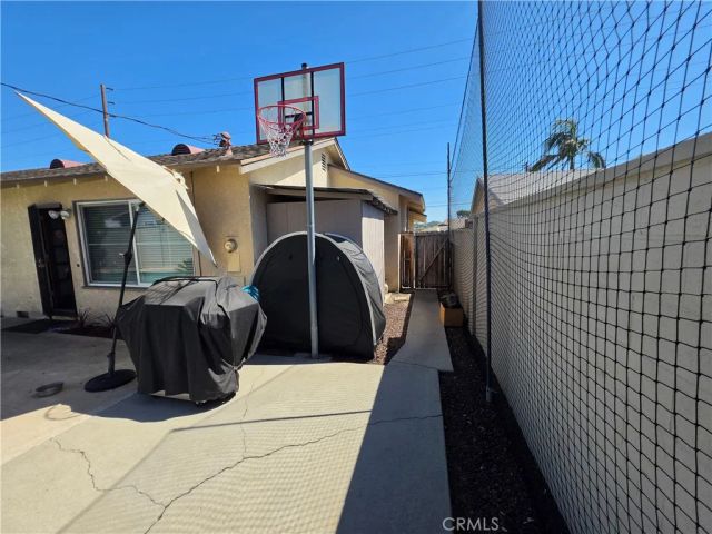 2541 W Lambert, La Habra, CA 90631
