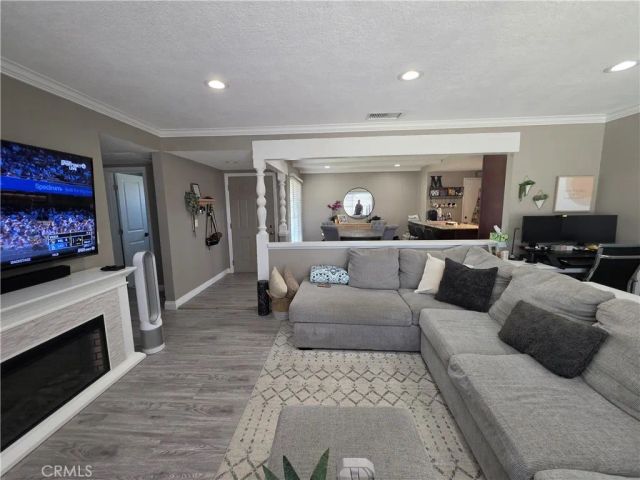 2541 W Lambert, La Habra, CA 90631