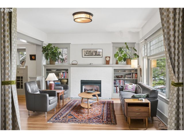 1212 Se 50TH Ave, Portland, OR 97215