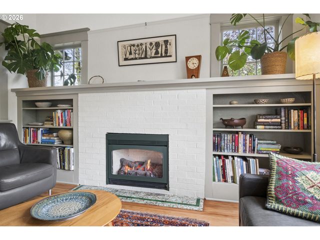 1212 Se 50TH Ave, Portland, OR 97215