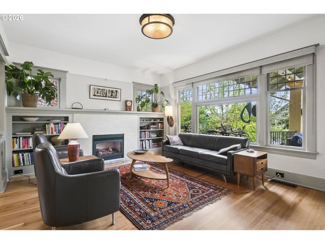 1212 Se 50TH Ave, Portland, OR 97215