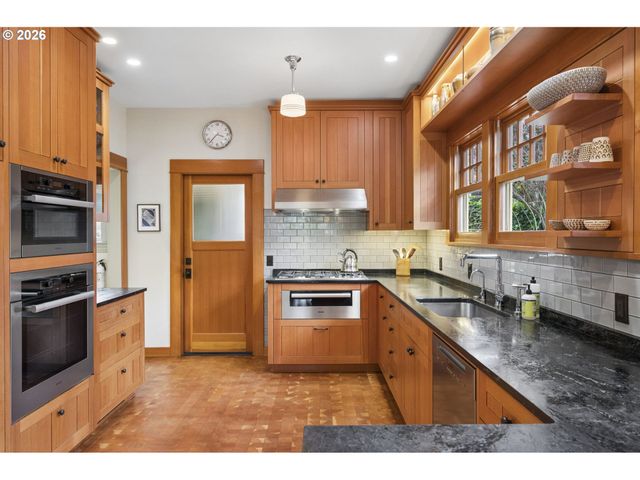 1212 Se 50TH Ave, Portland, OR 97215