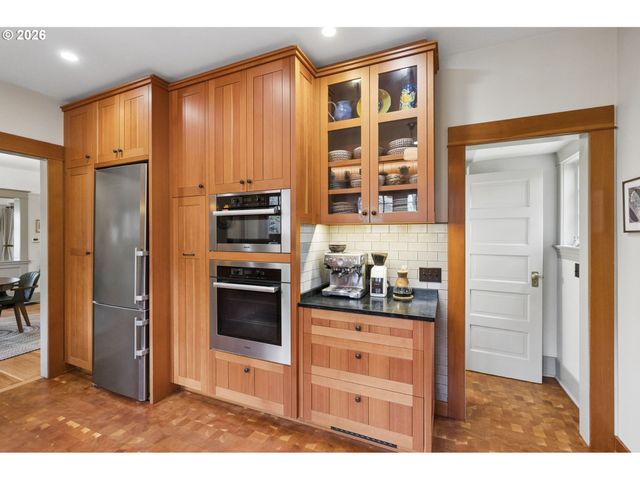 1212 Se 50TH Ave, Portland, OR 97215