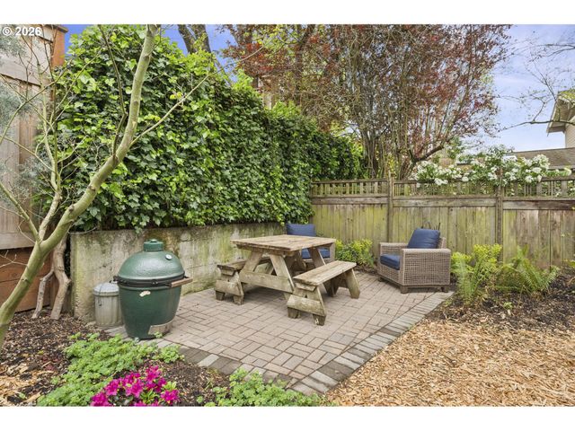 1212 Se 50TH Ave, Portland, OR 97215