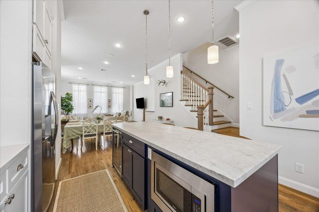 1033 Ashland Street A, Houston, TX 77008