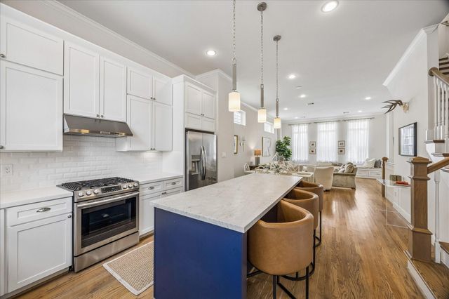 1033 Ashland Street A, Houston, TX 77008