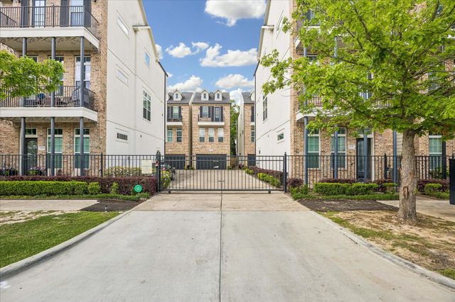 1033 Ashland Street A, Houston, TX 77008