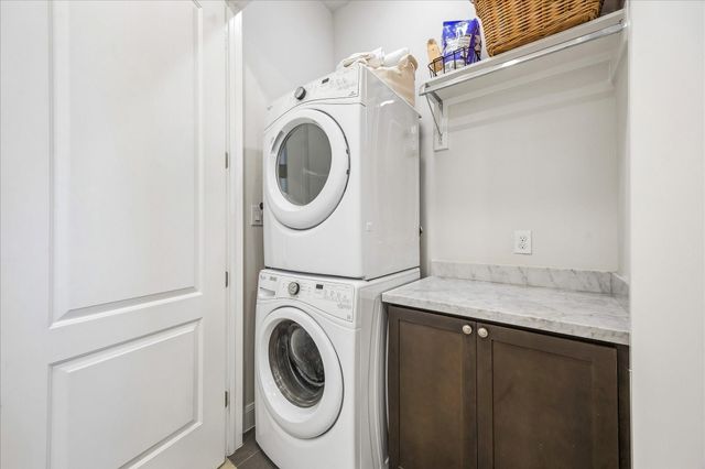 1033 Ashland Street A, Houston, TX 77008