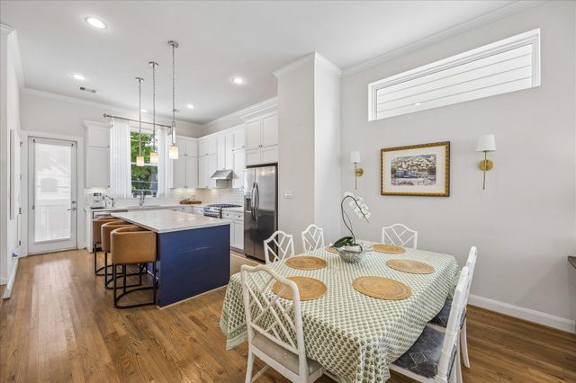 1033 Ashland Street A, Houston, TX 77008