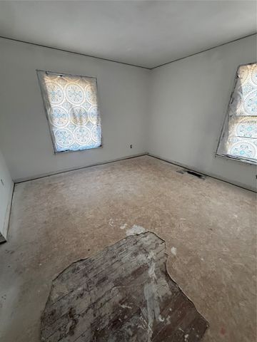 605 Hinton Street, Grand Prairie, TX 75050