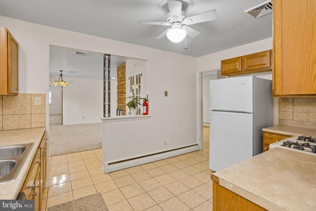 949 US HIGHWAY ROUTE 206, Bordentown, NJ 08505