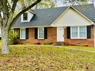 384 Lillie Belle Ln, Clarksville, TN 37042