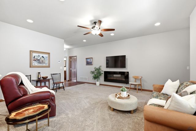 4143 CARMEL POINT, Rapid City, SD 57702