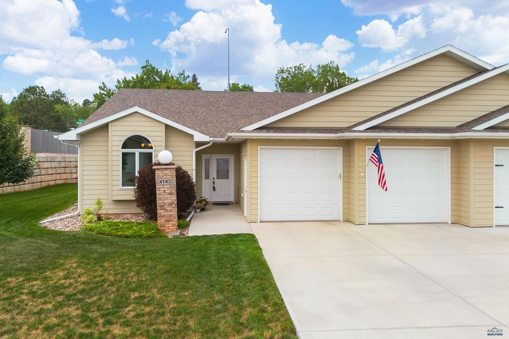 4143 CARMEL POINT, Rapid City, SD 57702