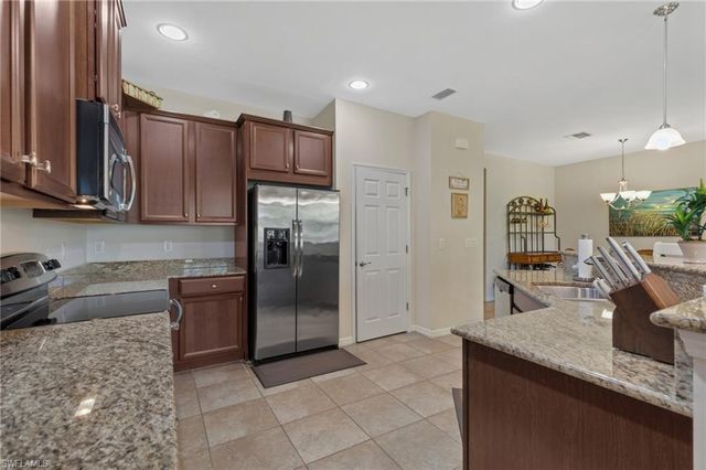 12841 Seaside Key CT, North Fort Myers, FL 33903