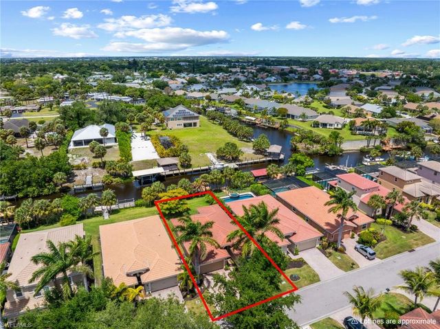 12841 Seaside Key CT, North Fort Myers, FL 33903