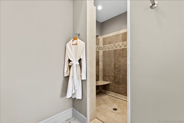 120 North Fair Street 2C, Guilford, CT 06437