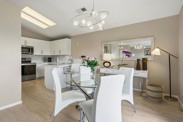 42402 Sand Dune Drive, Palm Desert, CA 92211