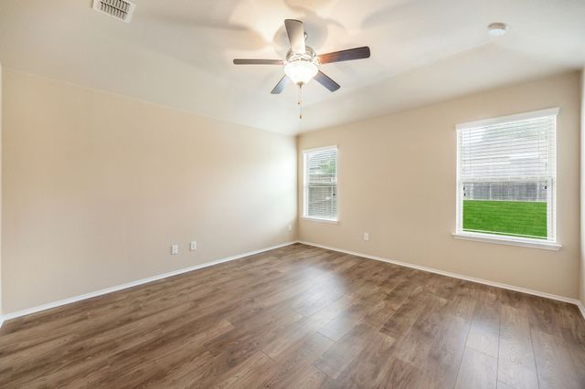 709 Cheyenne Drive, Aubrey, TX 76227