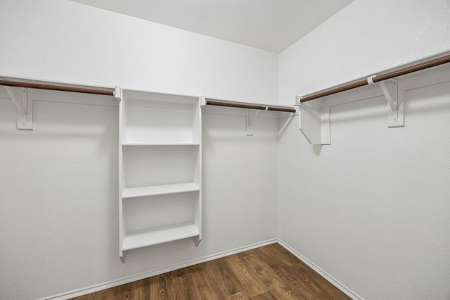 709 Cheyenne Drive, Aubrey, TX 76227