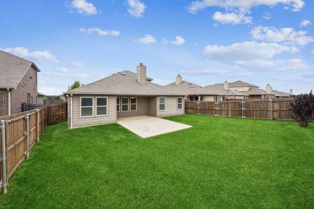 709 Cheyenne Drive, Aubrey, TX 76227