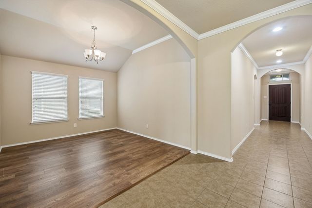 709 Cheyenne Drive, Aubrey, TX 76227