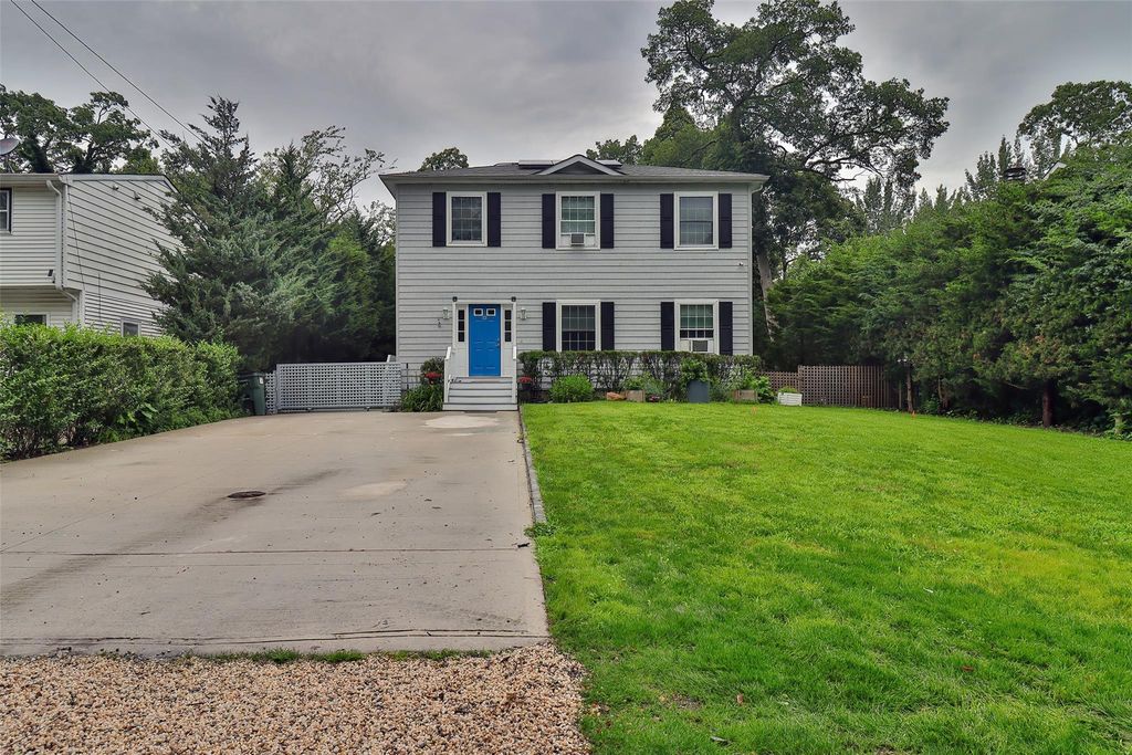 22 Indian Avenue, Flanders, NY 11901