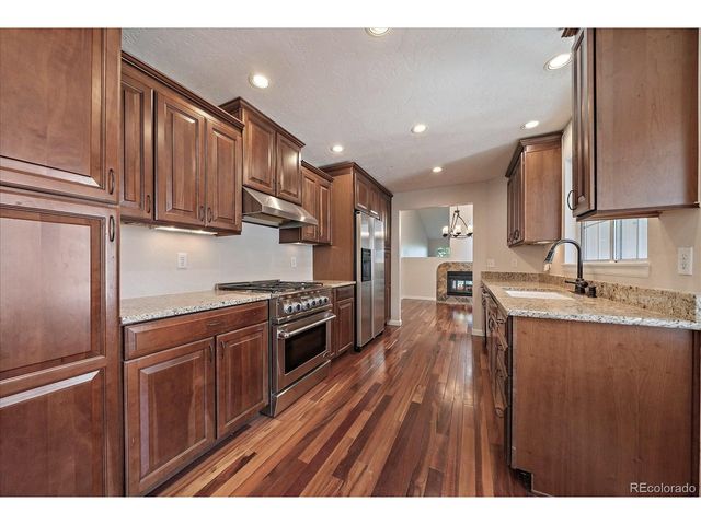 9308 Miles Dr, Lone Tree, CO 80124