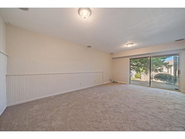 9308 Miles Dr, Lone Tree, CO 80124