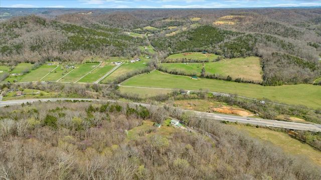 394 Lou Dr, Dowelltown, TN 37059