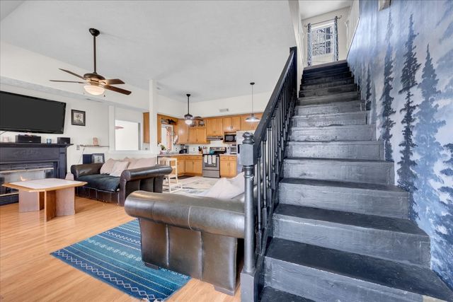 394 Lou Dr, Dowelltown, TN 37059