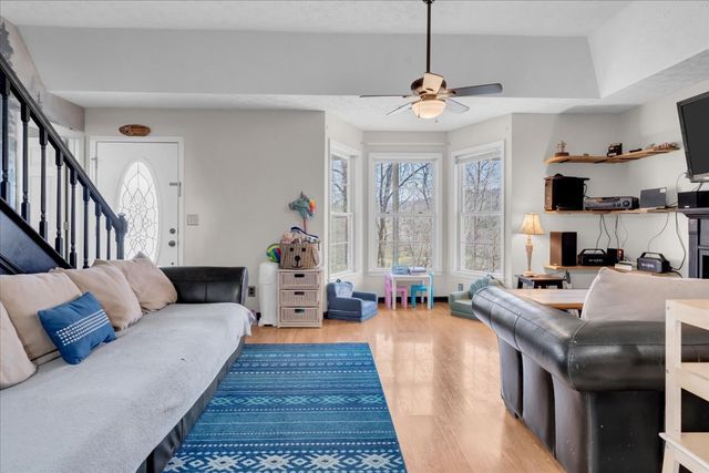 394 Lou Dr, Dowelltown, TN 37059