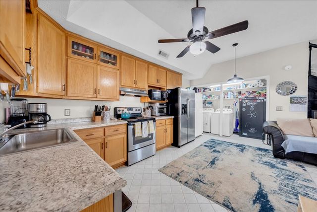 394 Lou Dr, Dowelltown, TN 37059