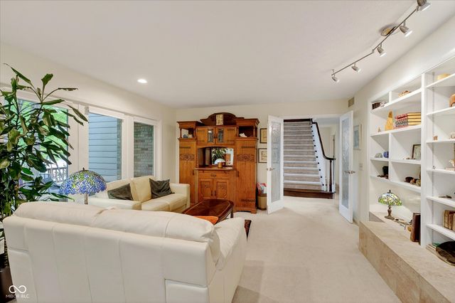 1711 Mulberry Circle, Noblesville, IN 46062