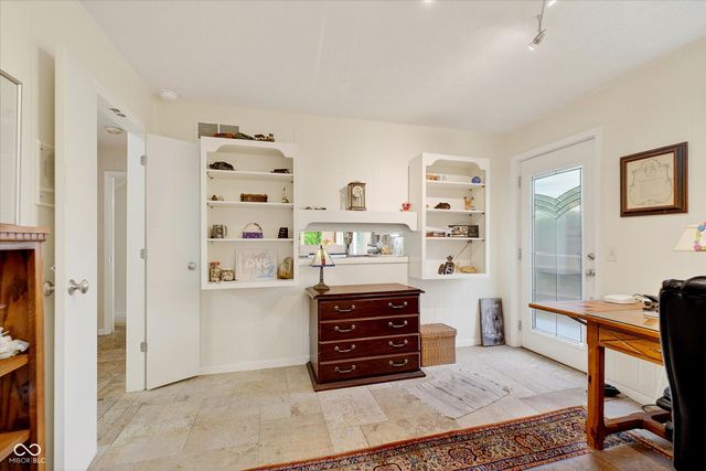 1711 Mulberry Circle, Noblesville, IN 46062