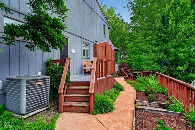 1711 Mulberry Circle, Noblesville, IN 46062