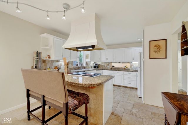 1711 Mulberry Circle, Noblesville, IN 46062