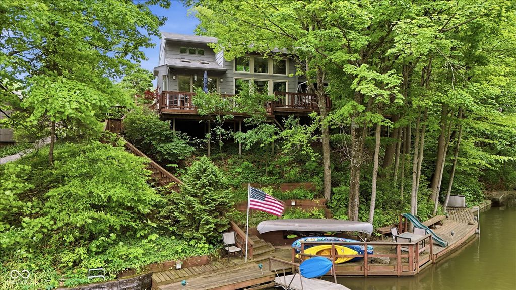 1711 Mulberry Circle, Noblesville, IN 46062