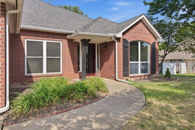 18330 S 130th Avenue E, Bixby, OK 74008