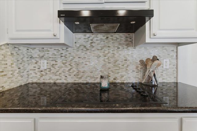 18330 S 130th Avenue E, Bixby, OK 74008