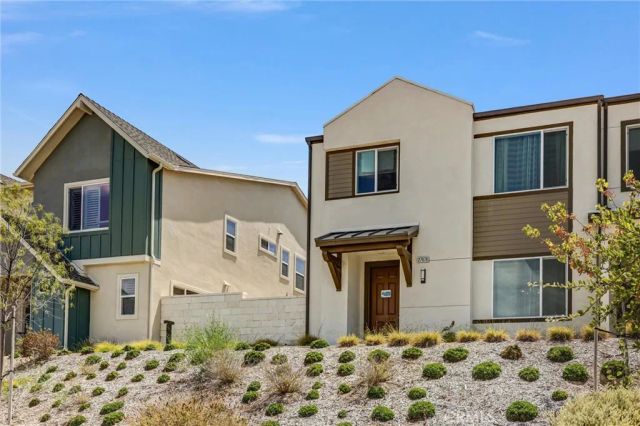 27676 Symphony, Valencia, CA 91381