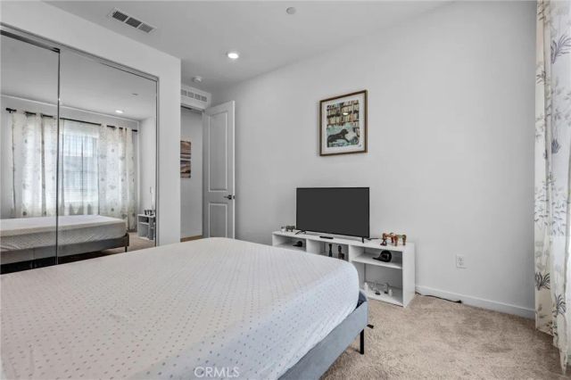 27676 Symphony, Valencia, CA 91381