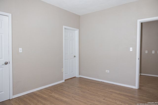 2521 E Houston St 1, San Antonio, TX 78202