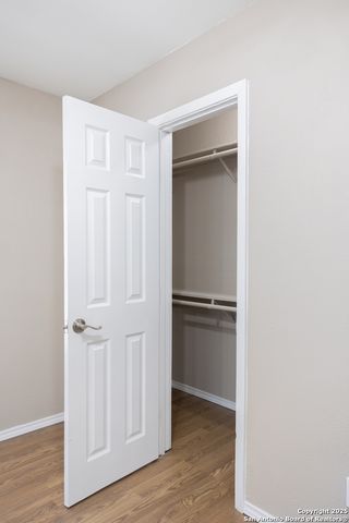 2521 E Houston St 1, San Antonio, TX 78202