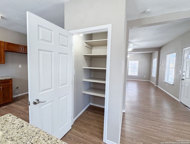 2521 E Houston St 1, San Antonio, TX 78202